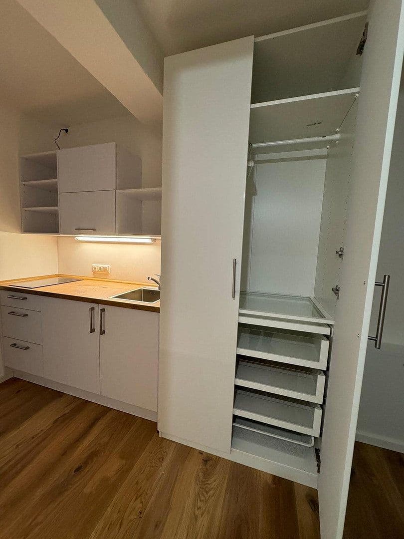Pronájem bytu 1+1 25 m², Finkstraße 5, Lüneburg, Dolní Sasko Pronájem bytu 1+1 25 m², Finkstraße 5, Lüneburg, Dolní Sasko