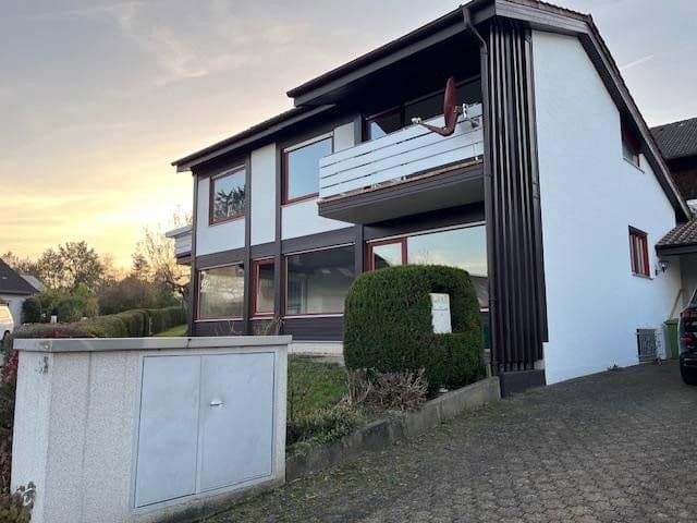 Prodej domu 175 m², pozemek 560 m², Schauinslandstr.14, Karlsbad, Bádensko-Württembersko Prodej domu 175 m², pozemek 560 m², Schauinslandstr.14, Karlsbad, Bádensko-Württembersko
