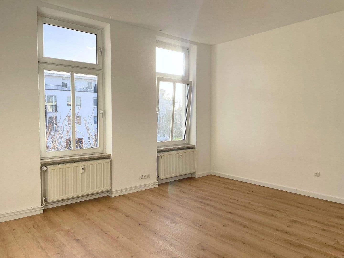 Pronájem bytu 3+kk 103 m², Güstrow, Mecklenburg-Vorpommern Pronájem bytu 3+kk 103 m², Güstrow, Mecklenburg-Vorpommern