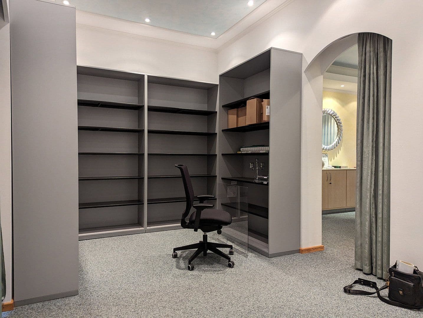 Prodej nebytového prostoru 56 m², Germering-Unterpfaffenhofen, Bavorsko Prodej nebytového prostoru 56 m², Germering-Unterpfaffenhofen, Bavorsko