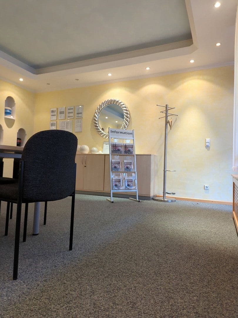 Prodej nebytového prostoru 56 m², Germering-Unterpfaffenhofen, Bavorsko Prodej nebytového prostoru 56 m², Germering-Unterpfaffenhofen, Bavorsko