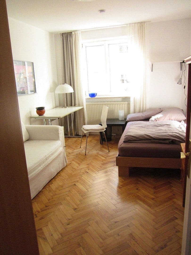 Pronájem bytu 2+kk 45 m², München, Bavorsko Pronájem bytu 2+kk 45 m², München, Bavorsko