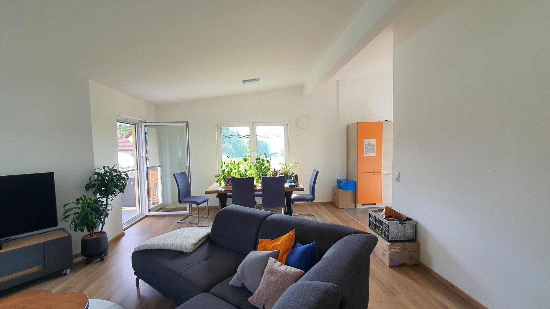Pronájem bytu 4+1 100 m², Tiefenbach, Bádensko-Württembersko Pronájem bytu 4+1 100 m², Tiefenbach, Bádensko-Württembersko