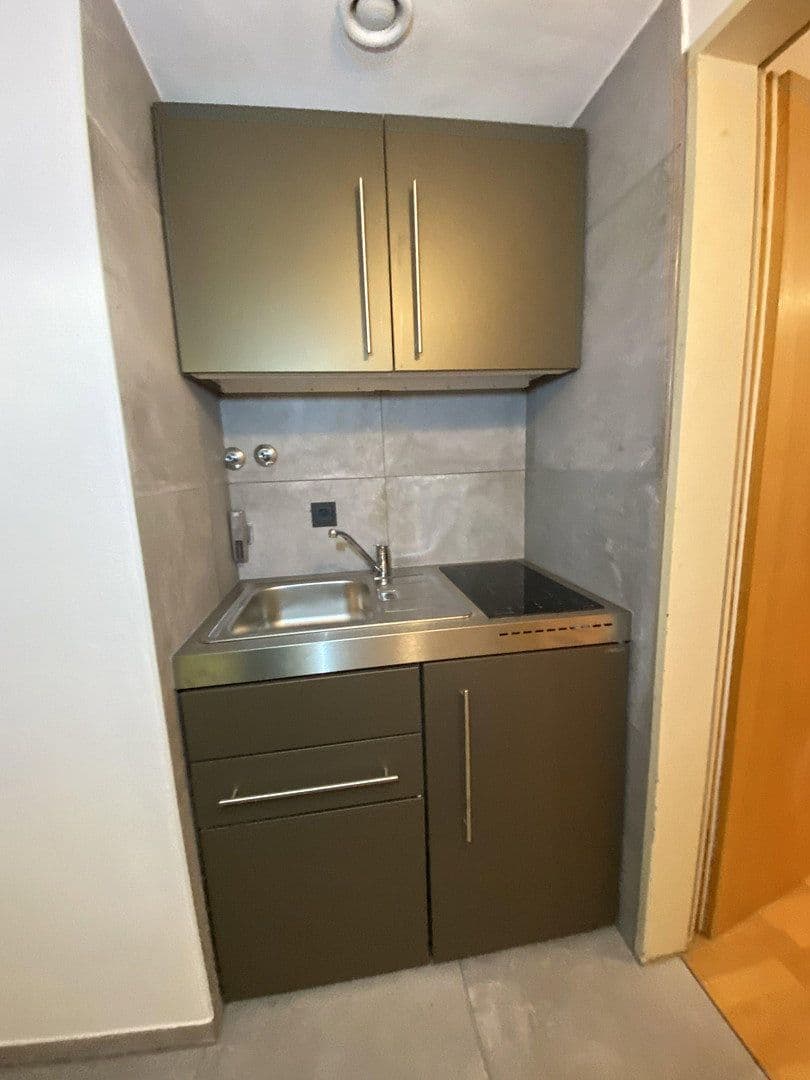 Pronájem bytu 1+1 21 m², Fuchsbauerweg 13a, Passau, Bavorsko Pronájem bytu 1+1 21 m², Fuchsbauerweg 13a, Passau, Bavorsko