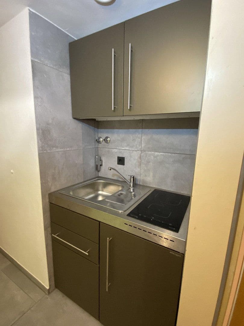 Pronájem bytu 1+1 21 m², Fuchsbauerweg 13a, Passau, Bavorsko Pronájem bytu 1+1 21 m², Fuchsbauerweg 13a, Passau, Bavorsko