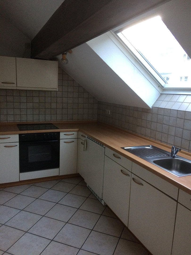 Pronájem bytu 3+1 85 m², Unter-Gerst-Str. 7, Trier, Porýní-Falc Pronájem bytu 3+1 85 m², Unter-Gerst-Str. 7, Trier, Porýní-Falc