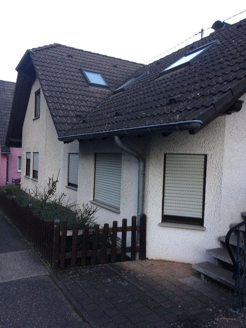 Pronájem bytu 3+1 85 m², Unter-Gerst-Str. 7, Trier, Porýní-Falc Pronájem bytu 3+1 85 m², Unter-Gerst-Str. 7, Trier, Porýní-Falc