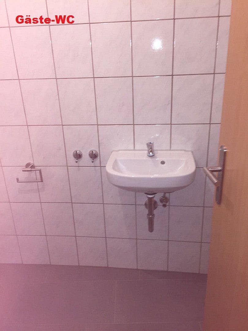 Pronájem bytu 4+1 104 m², Limburger Str. 165, Bad Camberg, Hessen Pronájem bytu 4+1 104 m², Limburger Str. 165, Bad Camberg, Hessen