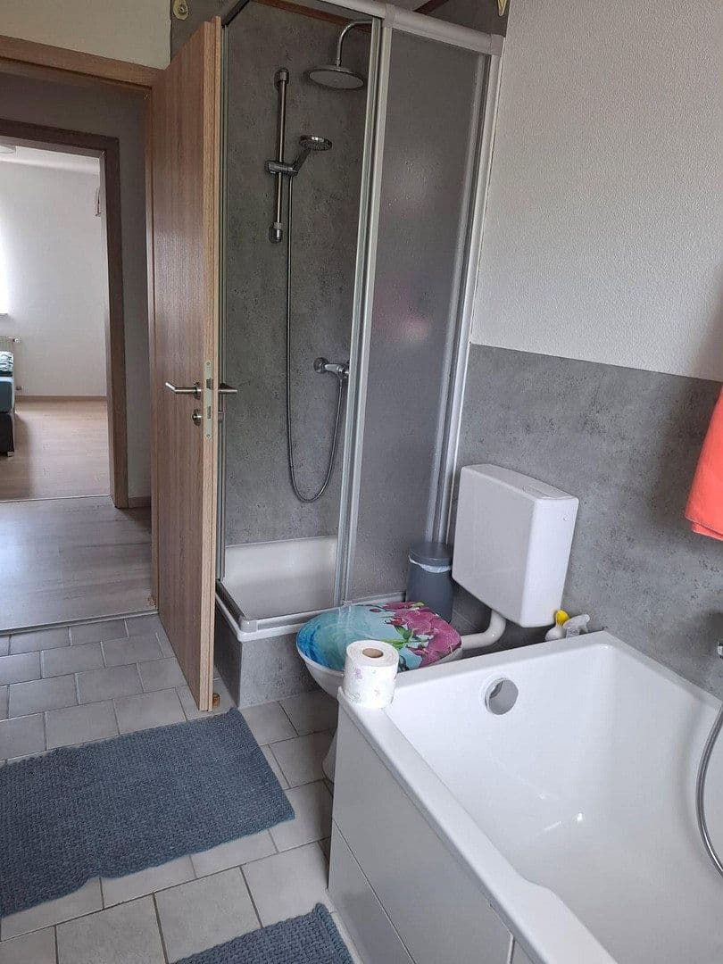 Pronájem bytu 5+1 108 m², Wieseth, Bavorsko Pronájem bytu 5+1 108 m², Wieseth, Bavorsko