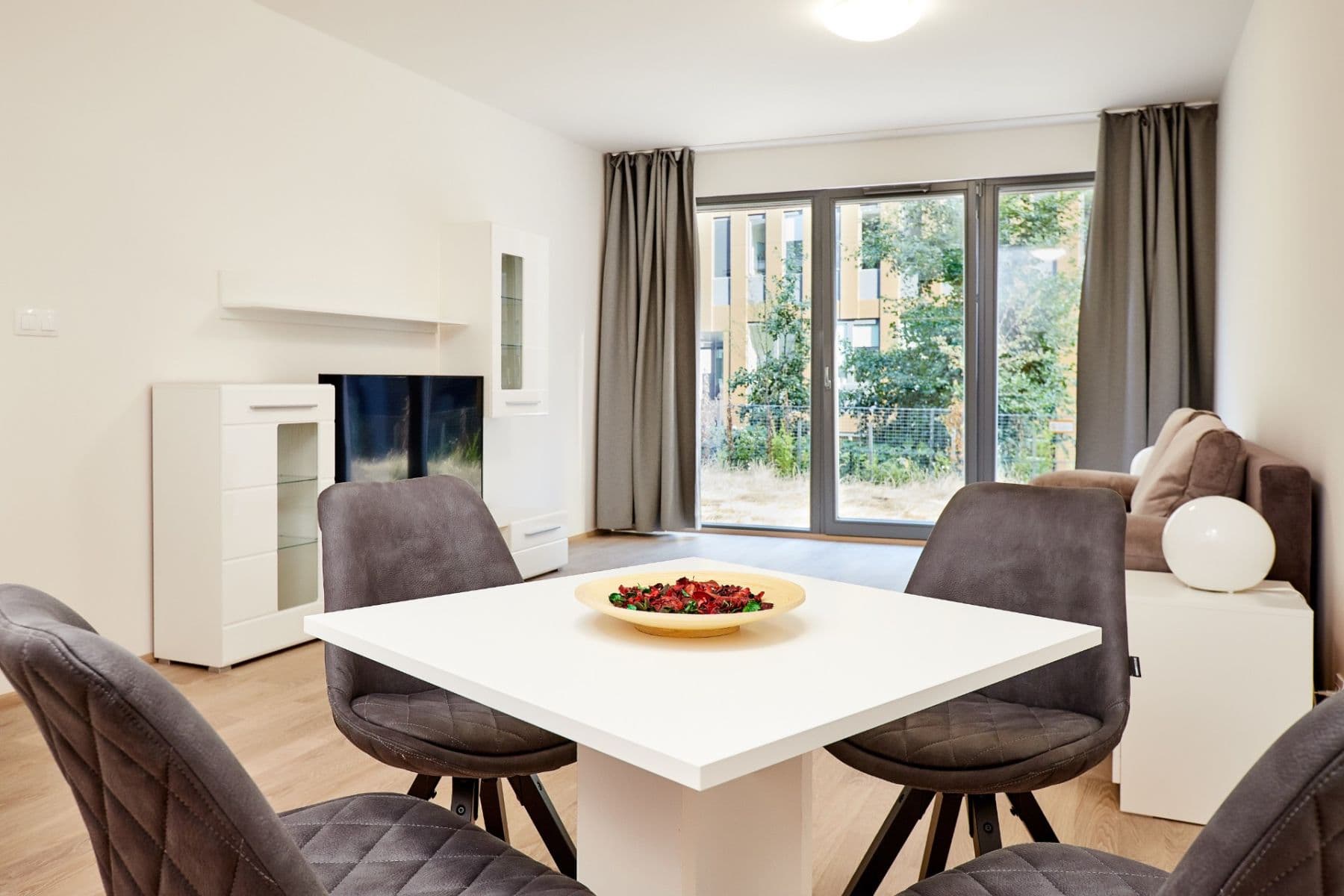Pronájem bytu 2+kk 60 m², U Mlýnského kanálu, Praha, Praha Pronájem bytu 2+kk 60 m², U Mlýnského kanálu, Praha, Praha