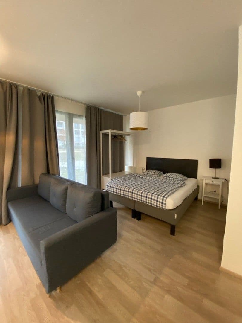 Pronájem bytu 1+kk 45 m², U Mlýnského kanálu, Praha, Praha Pronájem bytu 1+kk 45 m², U Mlýnského kanálu, Praha, Praha