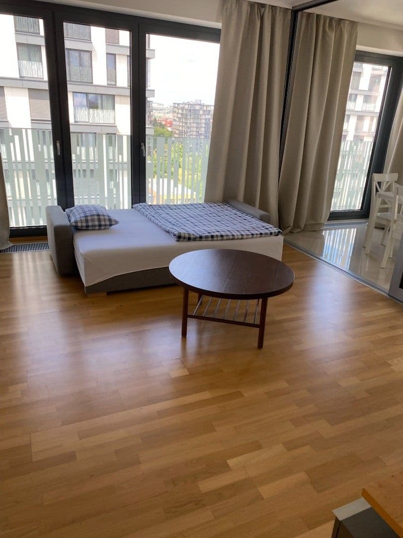 Pronájem bytu 2+kk 75 m², Olšanská, Praha, Praha Pronájem bytu 2+kk 75 m², Olšanská, Praha, Praha