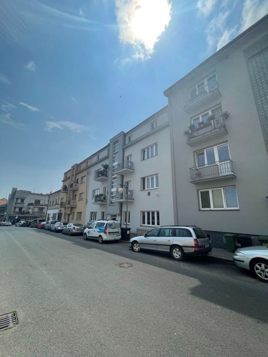 Prodej bytu 3+kk 75 m², Sokolská, Kutná Hora, Středočeský kraj Prodej bytu 3+kk 75 m², Sokolská, Kutná Hora, Středočeský kraj