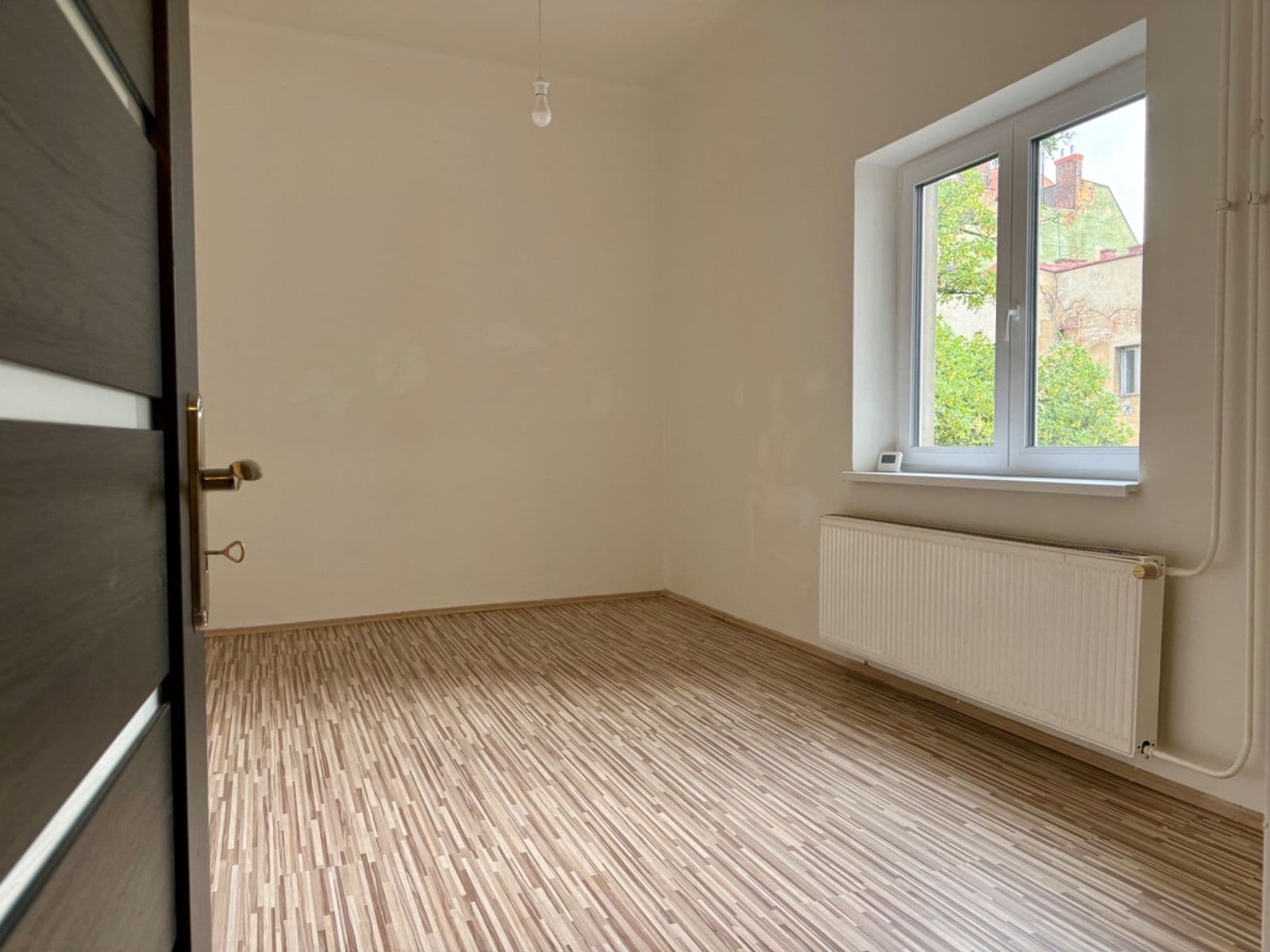Pronájem bytu 3+1 80 m², Zámecká, Ostrava, Moravskoslezský kraj Pronájem bytu 3+1 80 m², Zámecká, Ostrava, Moravskoslezský kraj