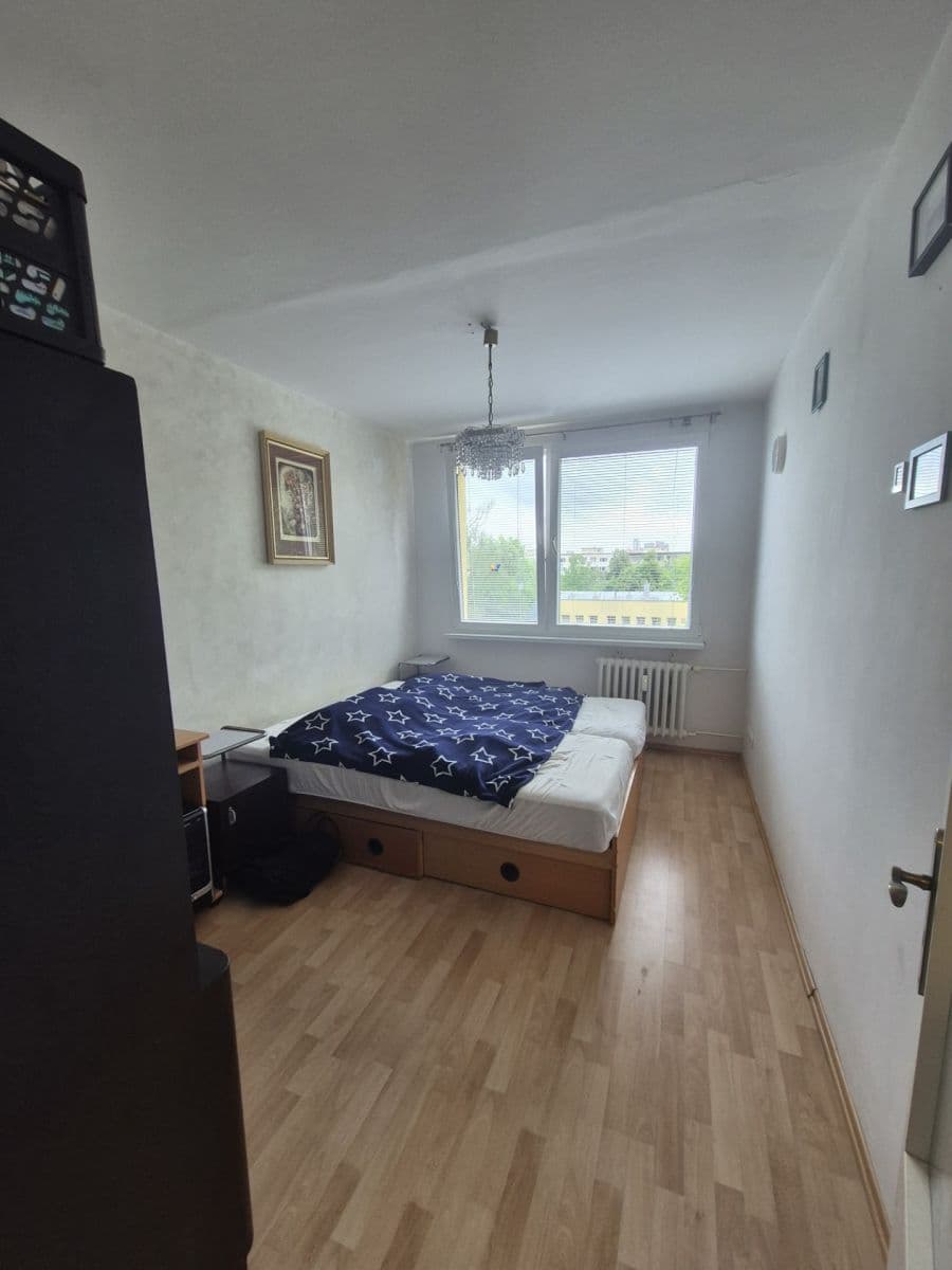 Pronájem bytu 3+1 74 m², Nedvězská, Praha, Praha Pronájem bytu 3+1 74 m², Nedvězská, Praha, Praha