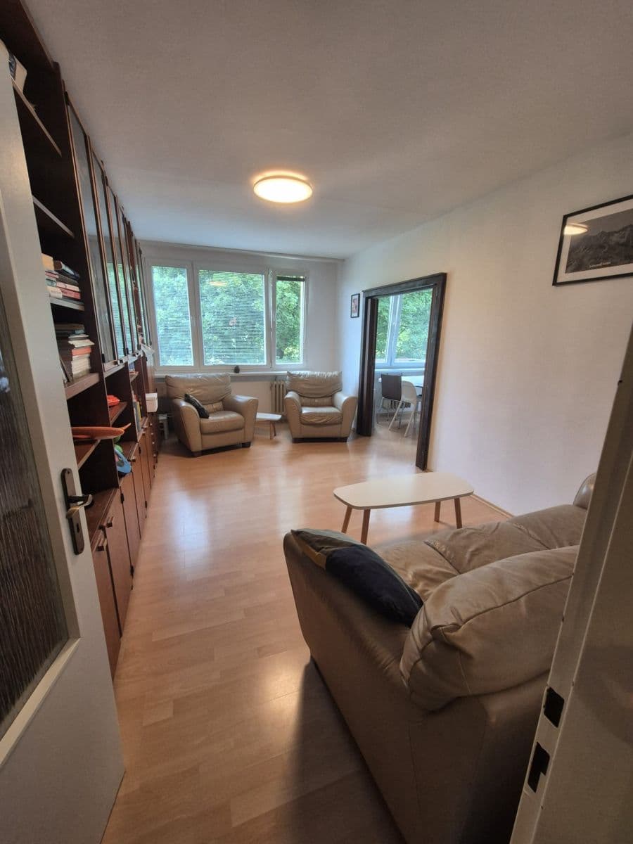 Pronájem bytu 3+1 74 m², Nedvězská, Praha, Praha Pronájem bytu 3+1 74 m², Nedvězská, Praha, Praha