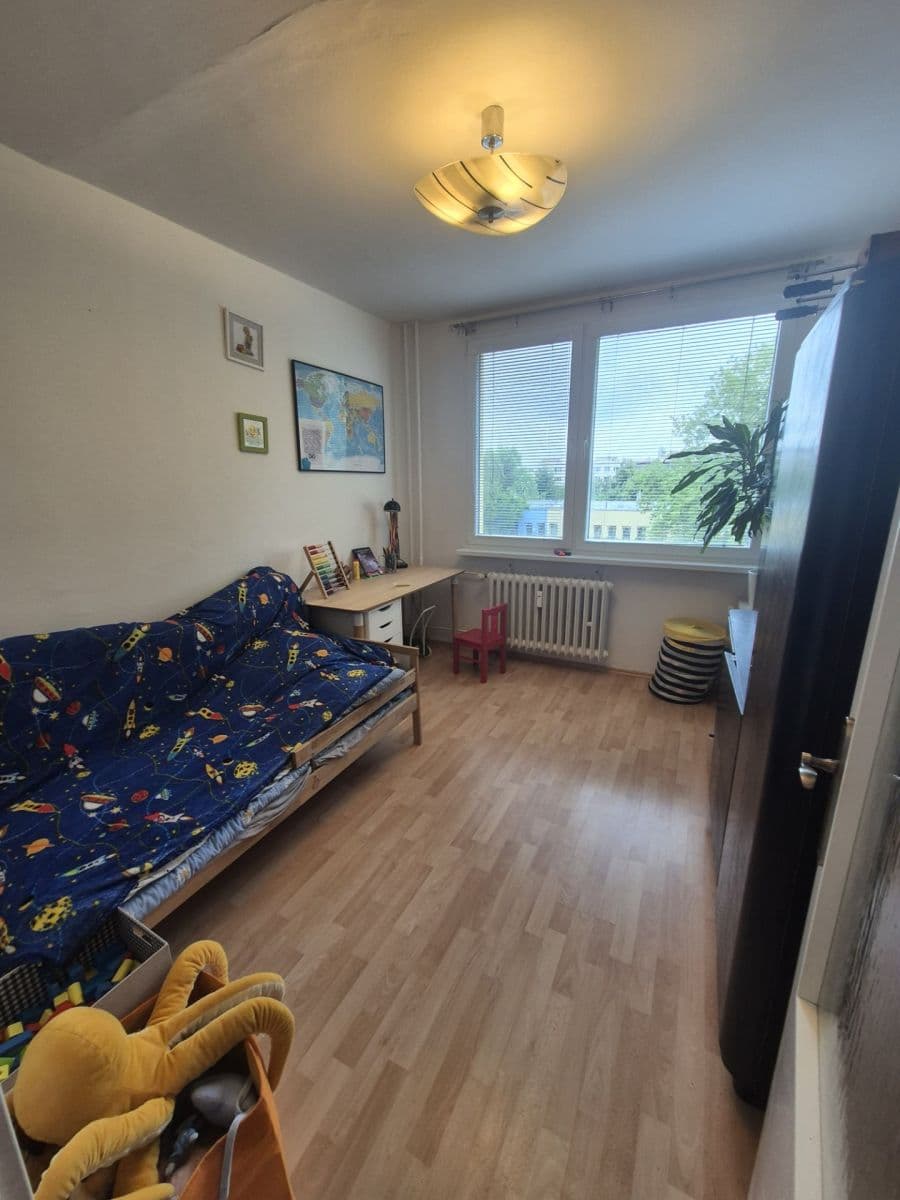 Pronájem bytu 3+1 74 m², Nedvězská, Praha, Praha Pronájem bytu 3+1 74 m², Nedvězská, Praha, Praha