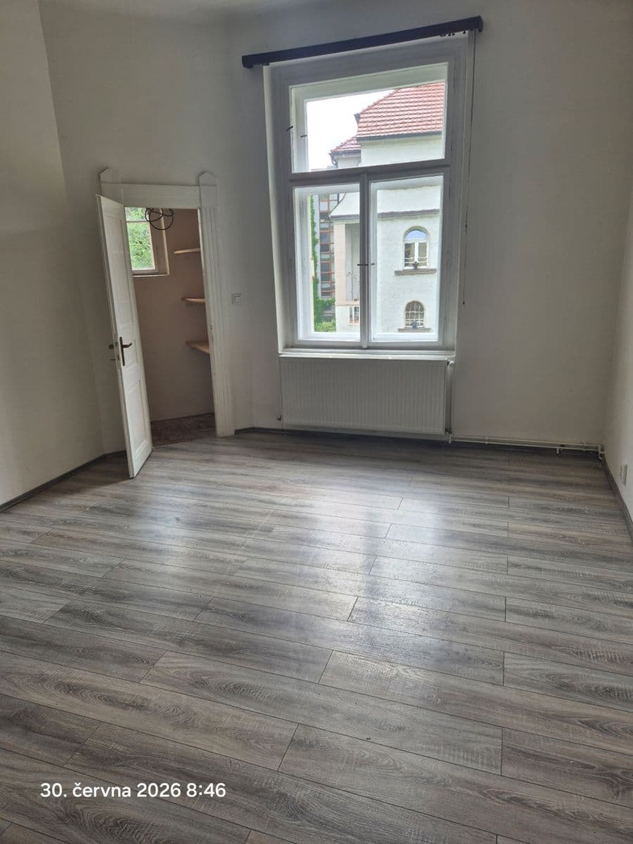 Pronájem bytu 4+1 120 m², Na Doubkové, Praha, Praha Pronájem bytu 4+1 120 m², Na Doubkové, Praha, Praha
