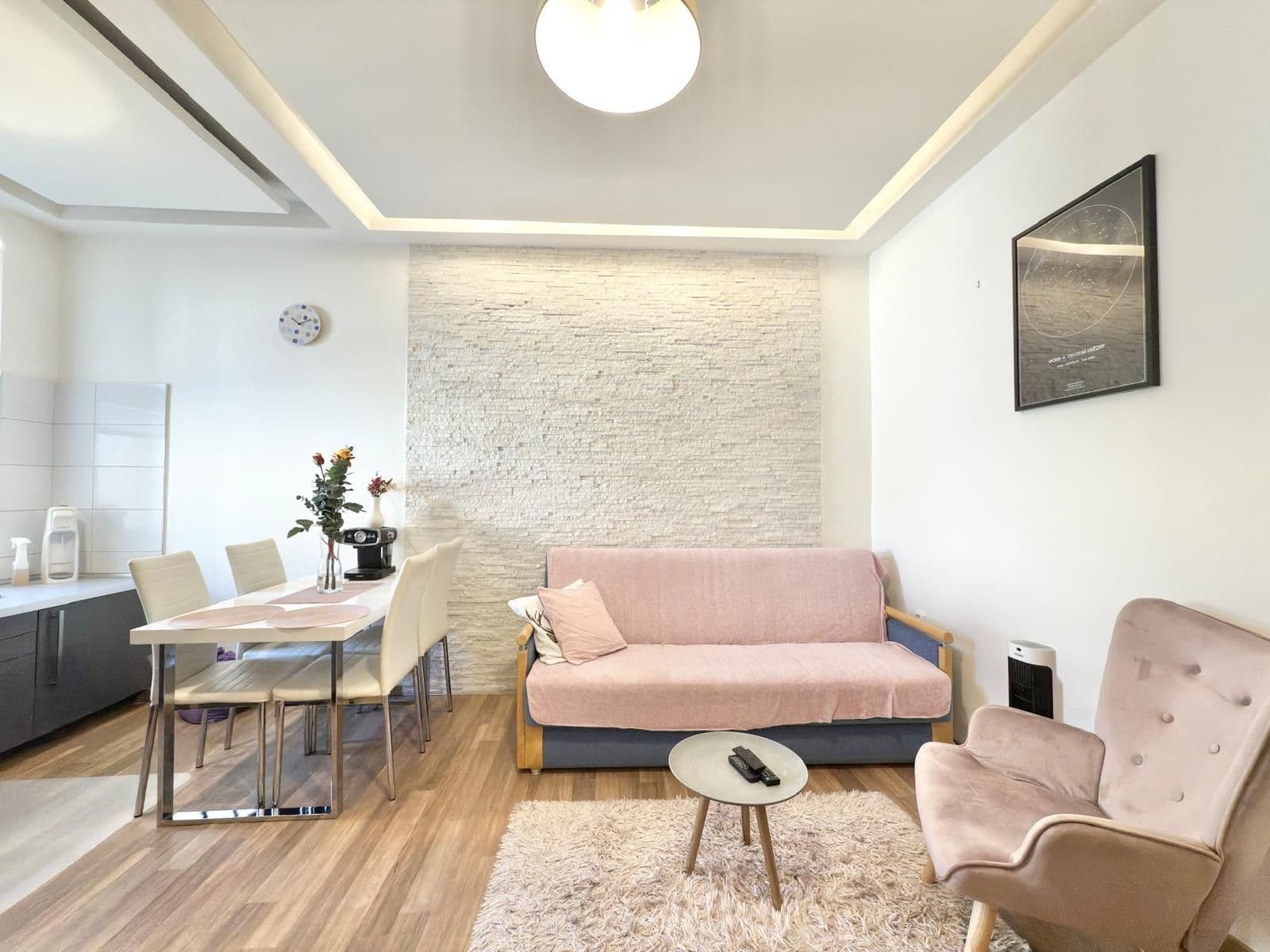 Pronájem bytu 2+kk 49 m², Na Stráži, Praha, Praha Pronájem bytu 2+kk 49 m², Na Stráži, Praha, Praha