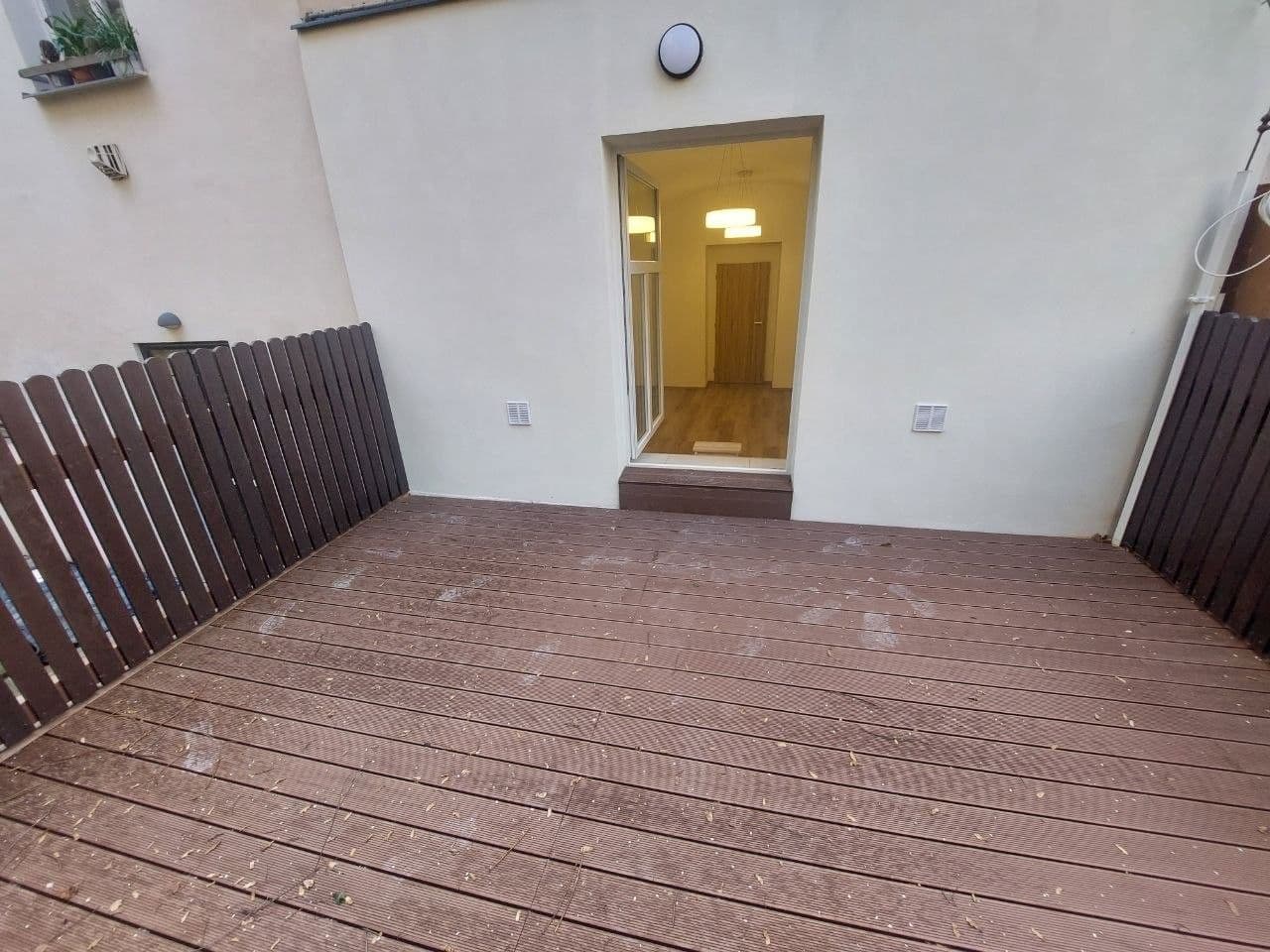 Pronájem bytu 1+1 43 m², Hartigova, Praha, Praha Pronájem bytu 1+1 43 m², Hartigova, Praha, Praha
