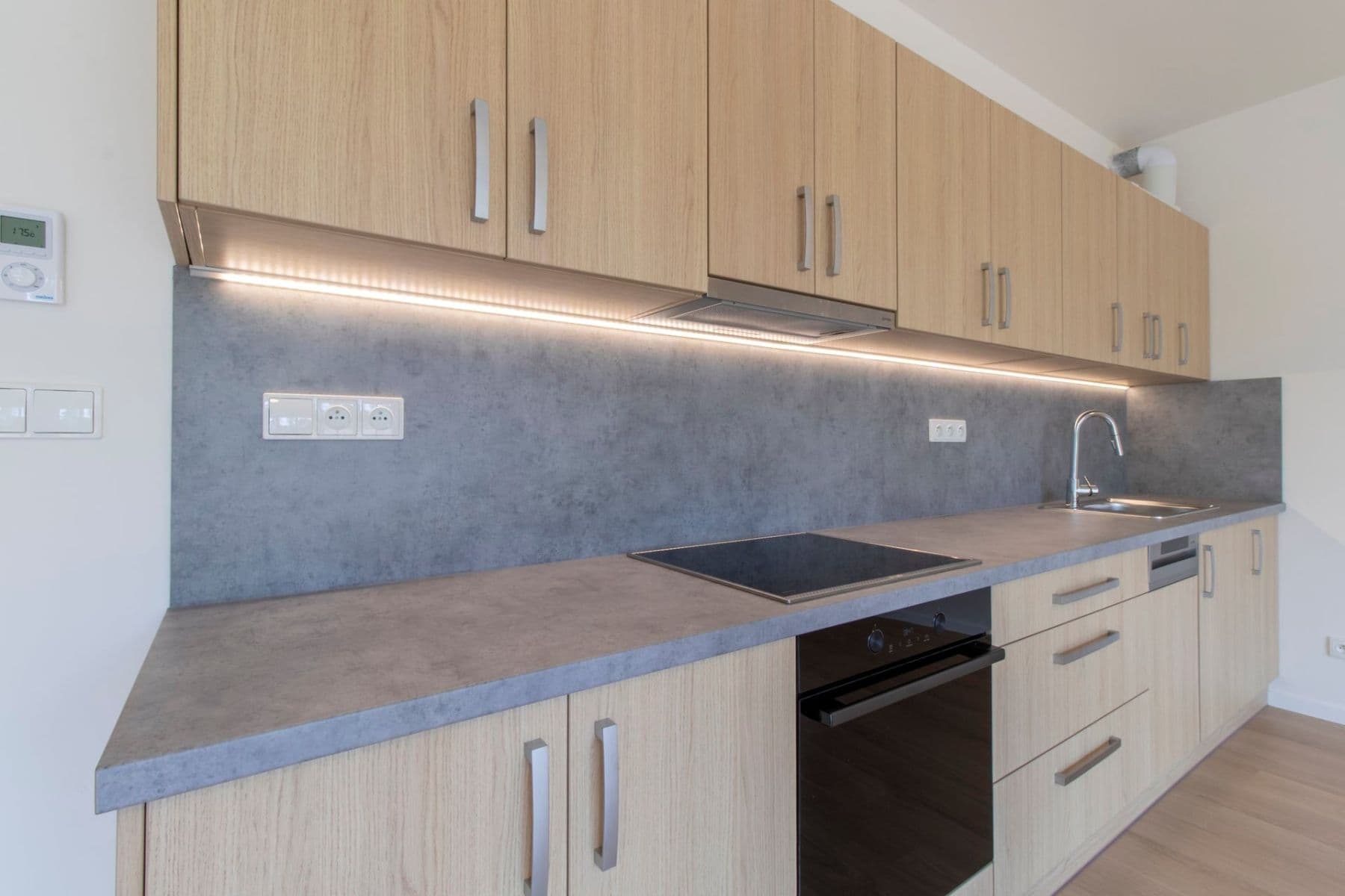 Pronájem bytu 1+kk 35 m², Suchánkova, Benešov, Středočeský kraj Pronájem bytu 1+kk 35 m², Suchánkova, Benešov, Středočeský kraj