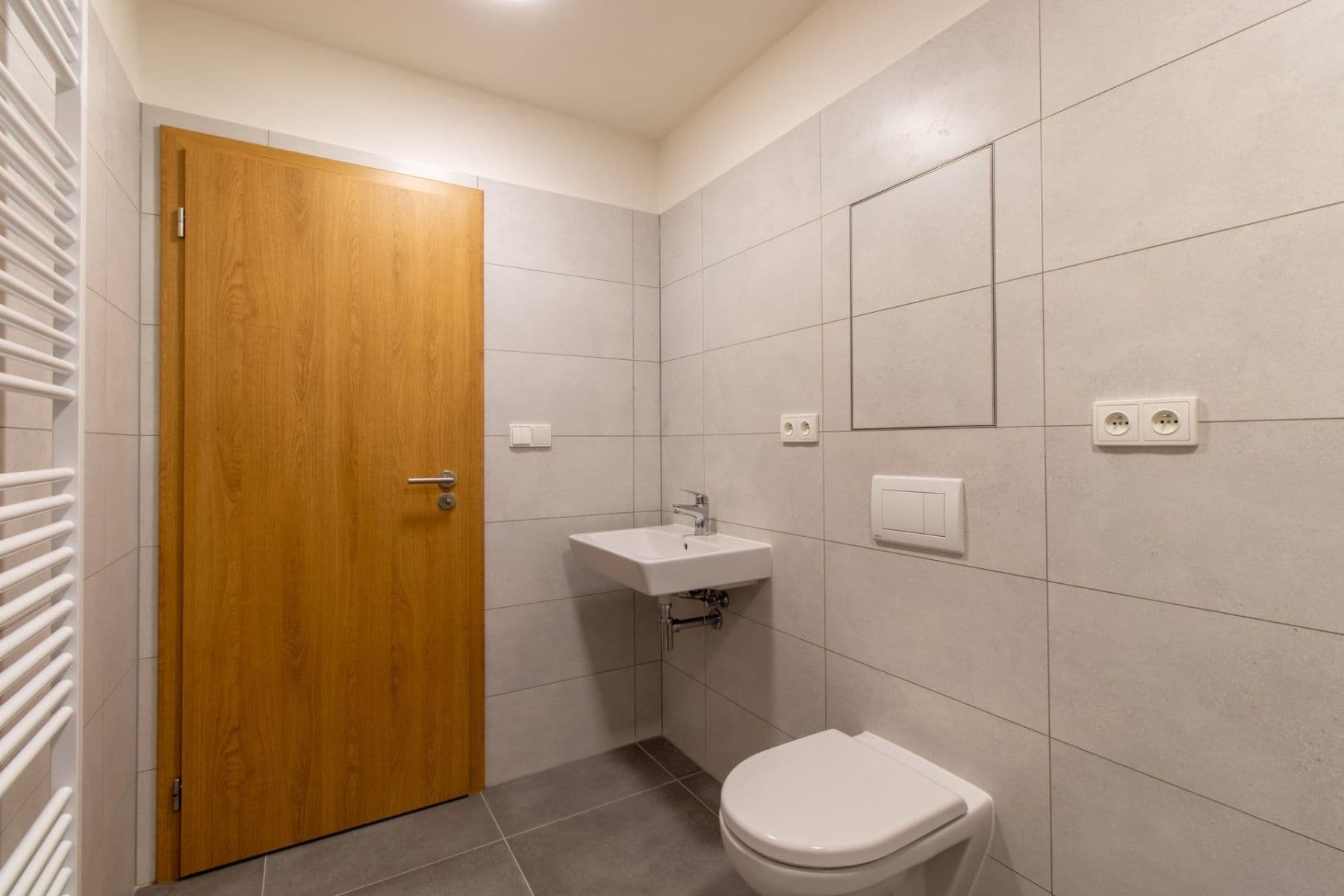 Pronájem bytu 1+kk 35 m², Suchánkova, Benešov, Středočeský kraj Pronájem bytu 1+kk 35 m², Suchánkova, Benešov, Středočeský kraj