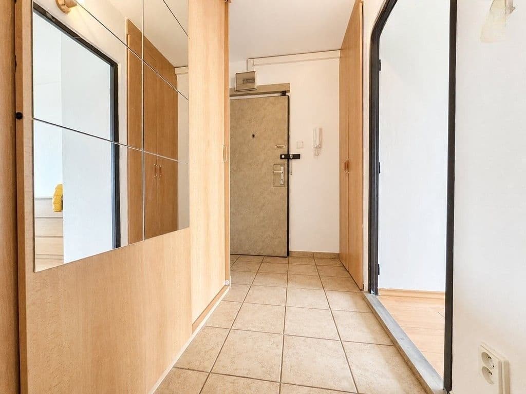 Pronájem bytu 2+kk 40 m², Nekvasilova, Praha, Praha Pronájem bytu 2+kk 40 m², Nekvasilova, Praha, Praha