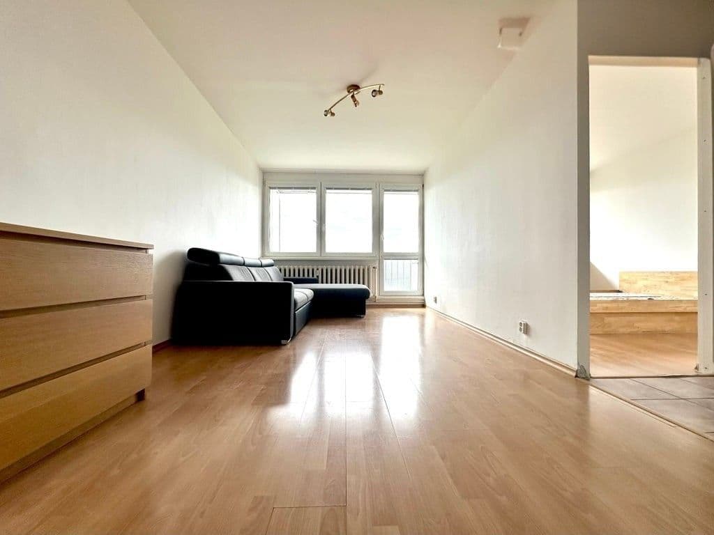 Pronájem bytu 2+kk 40 m², Nekvasilova, Praha, Praha Pronájem bytu 2+kk 40 m², Nekvasilova, Praha, Praha
