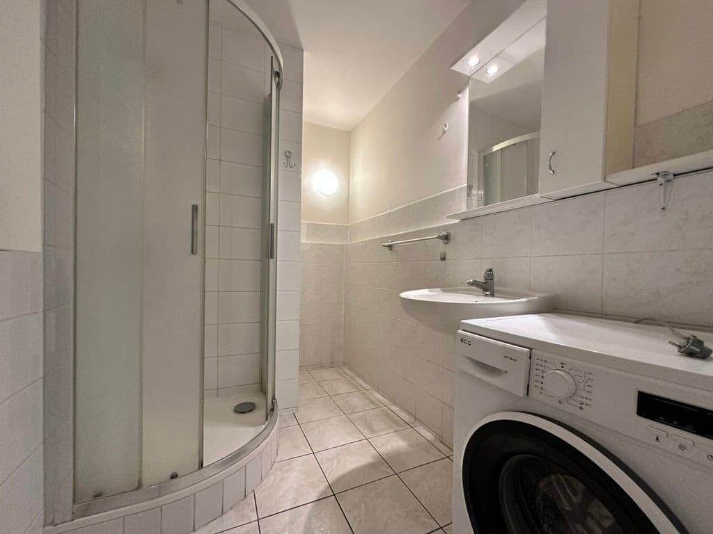 Pronájem bytu 2+kk 40 m², Nekvasilova, Praha, Praha Pronájem bytu 2+kk 40 m², Nekvasilova, Praha, Praha