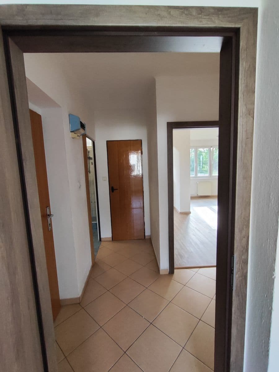 Prodej bytu 3+1 65 m², Na Nábřeží, Lomnice nad Lužnicí, Jihočeský kraj Prodej bytu 3+1 65 m², Na Nábřeží, Lomnice nad Lužnicí, Jihočeský kraj