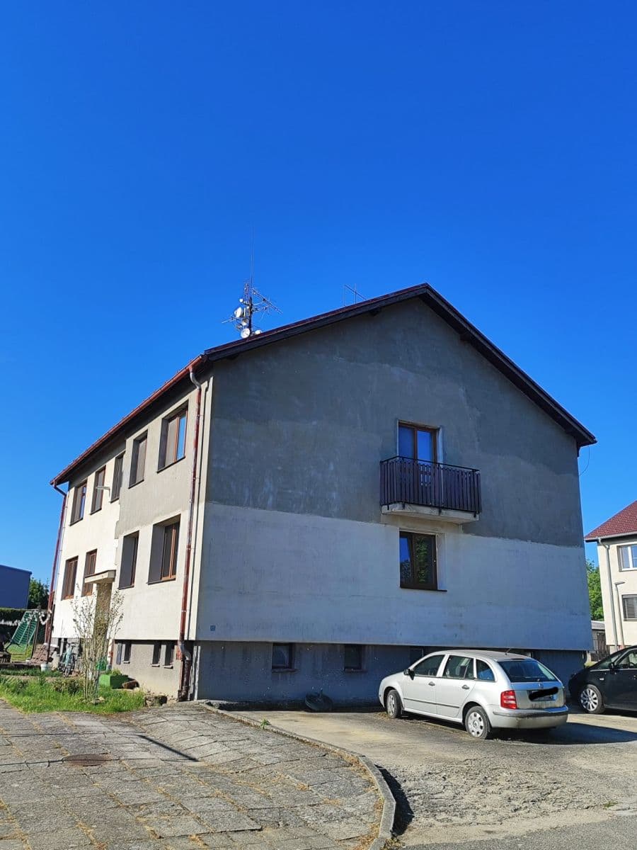 Prodej bytu 3+1 65 m², Na Nábřeží, Lomnice nad Lužnicí, Jihočeský kraj Prodej bytu 3+1 65 m², Na Nábřeží, Lomnice nad Lužnicí, Jihočeský kraj