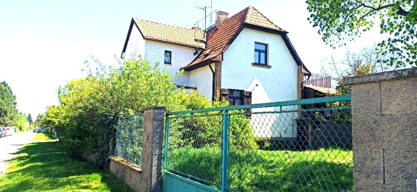 Prodej domu 240 m², pozemek 530 m², Mašatova, Praha, Praha Prodej domu 240 m², pozemek 530 m², Mašatova, Praha, Praha