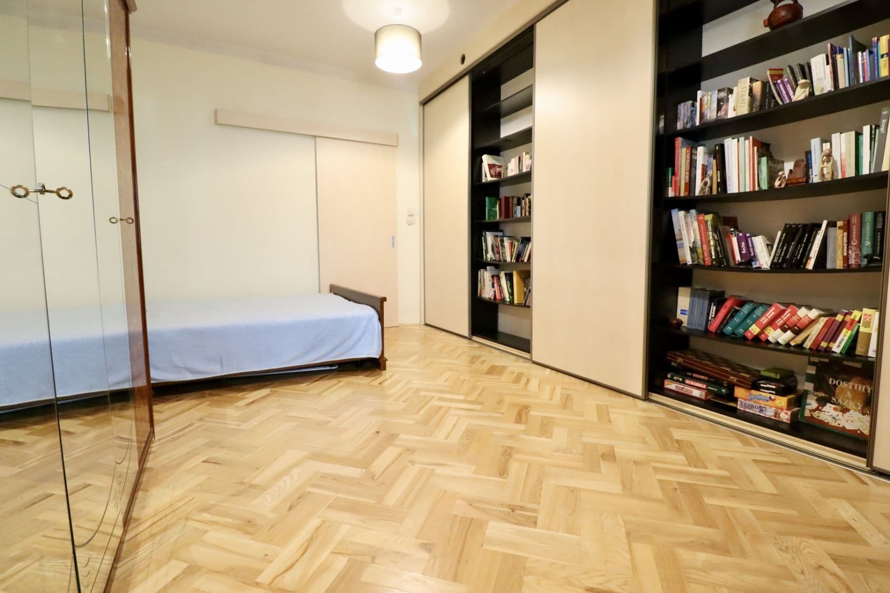 Pronájem bytu 2+1 52 m², V háji, Praha, Praha Pronájem bytu 2+1 52 m², V háji, Praha, Praha