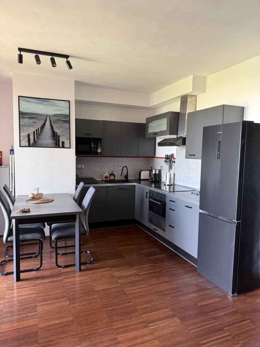 Prodej bytu 2+kk 52 m², Jeremiášova, Praha, Praha Prodej bytu 2+kk 52 m², Jeremiášova, Praha, Praha
