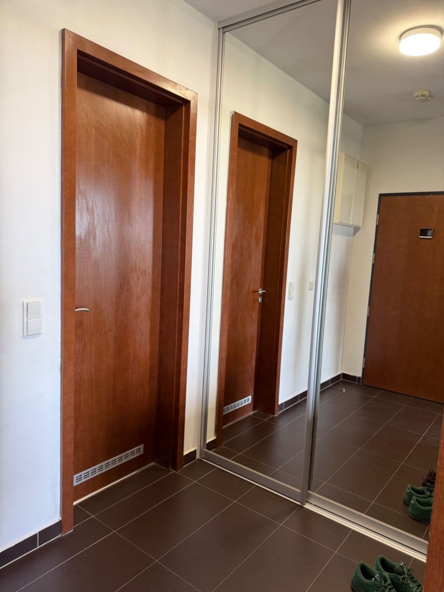 Prodej bytu 2+kk 52 m², Jeremiášova, Praha, Praha Prodej bytu 2+kk 52 m², Jeremiášova, Praha, Praha