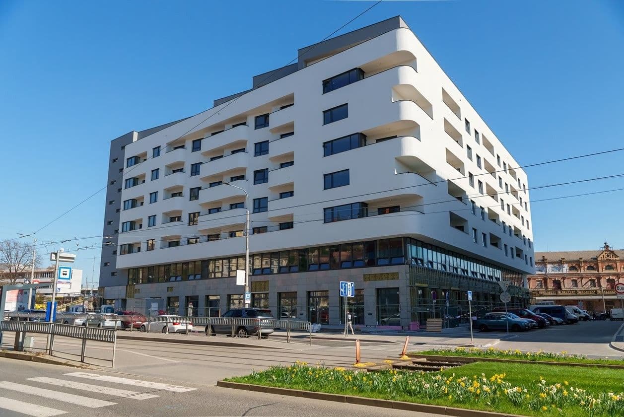 Pronájem garáže 15 m², Nové sady, Brno, Jihomoravský kraj Pronájem garáže 15 m², Nové sady, Brno, Jihomoravský kraj