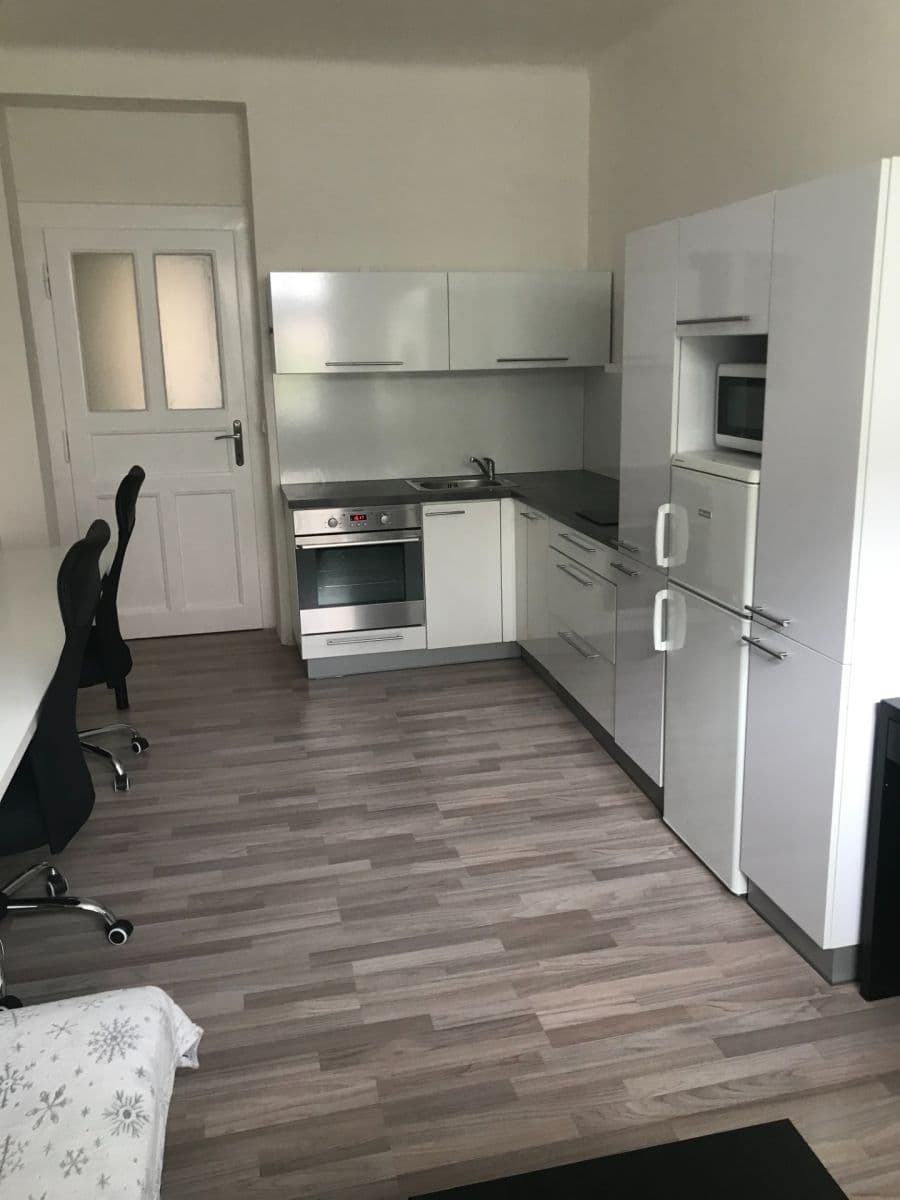 Pronájem bytu 2+kk 42 m², Biskupcova, Praha, Praha Pronájem bytu 2+kk 42 m², Biskupcova, Praha, Praha