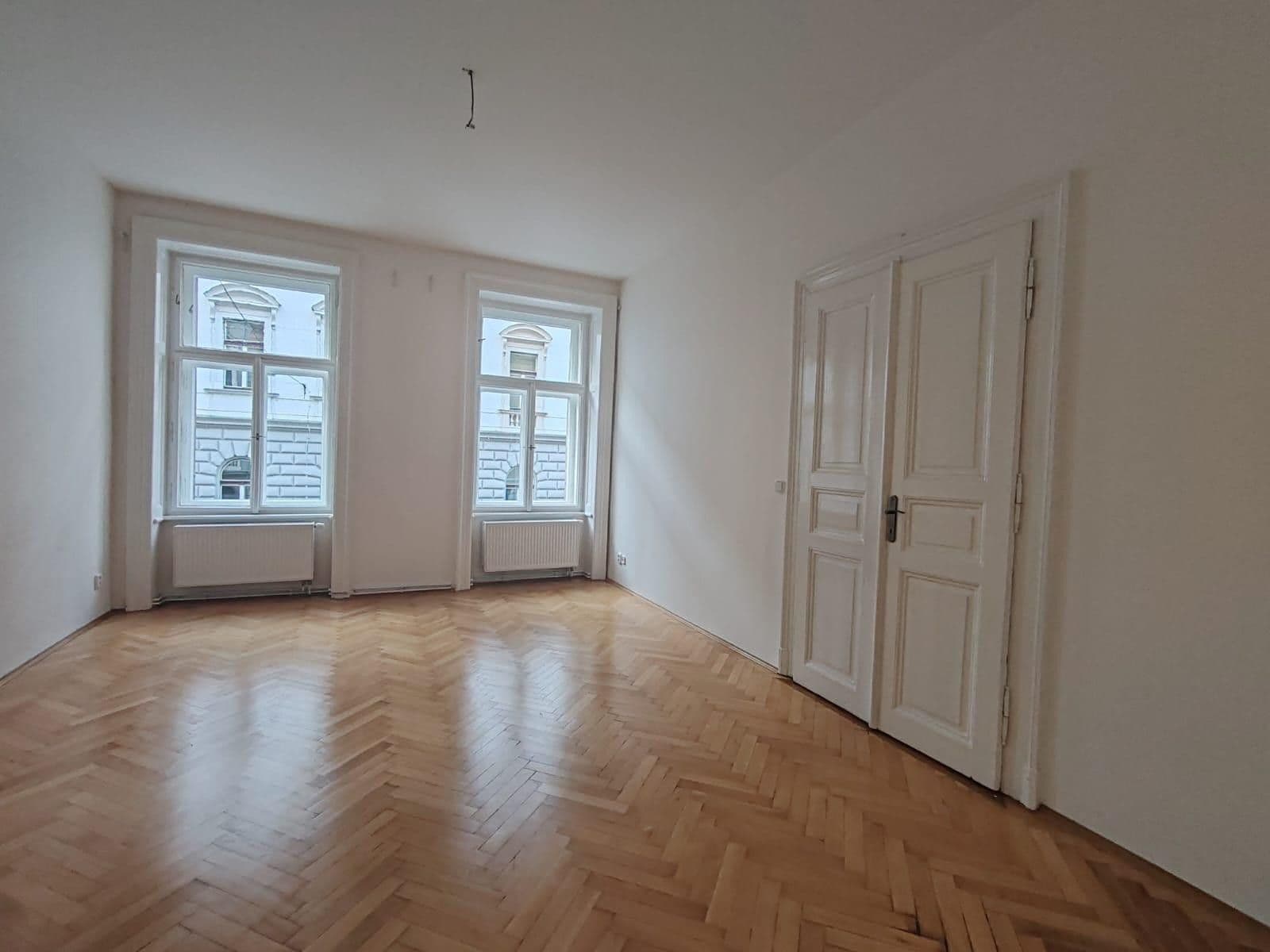 Pronájem bytu 4+kk 135 m², Mělnická, Praha, Praha Pronájem bytu 4+kk 135 m², Mělnická, Praha, Praha