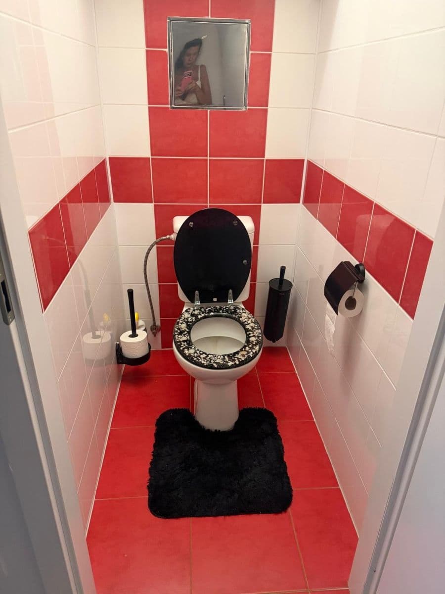 Pronájem bytu 3+1 72 m², U Školky, Nupaky, Středočeský kraj Pronájem bytu 3+1 72 m², U Školky, Nupaky, Středočeský kraj