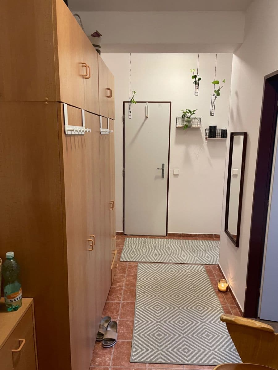 Pronájem bytu 2+1 57 m², Obchodní, Nymburk, Středočeský kraj Pronájem bytu 2+1 57 m², Obchodní, Nymburk, Středočeský kraj