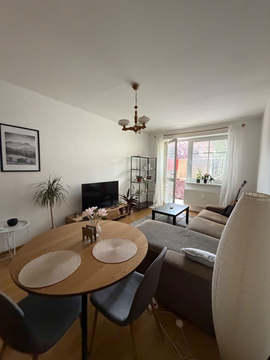 Pronájem bytu 2+1 57 m², Obchodní, Nymburk, Středočeský kraj Pronájem bytu 2+1 57 m², Obchodní, Nymburk, Středočeský kraj