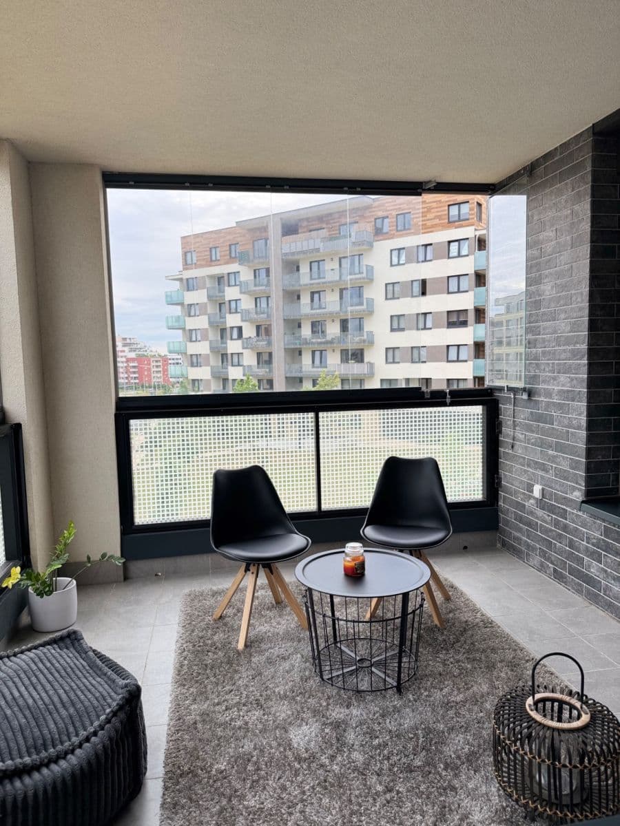 Pronájem bytu 1+kk 44 m², Gollové, Praha, Praha Pronájem bytu 1+kk 44 m², Gollové, Praha, Praha