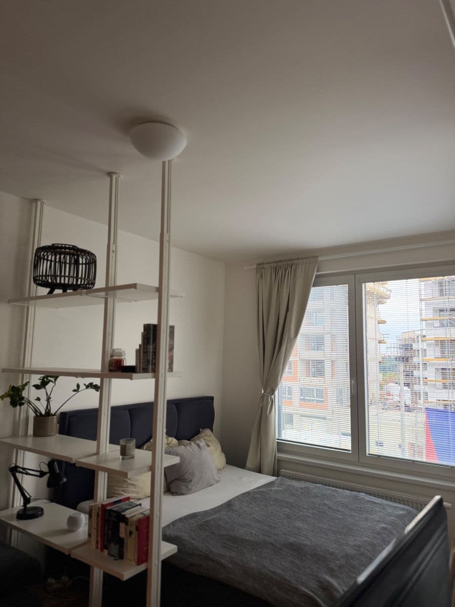 Pronájem bytu 1+kk 44 m², Gollové, Praha, Praha Pronájem bytu 1+kk 44 m², Gollové, Praha, Praha