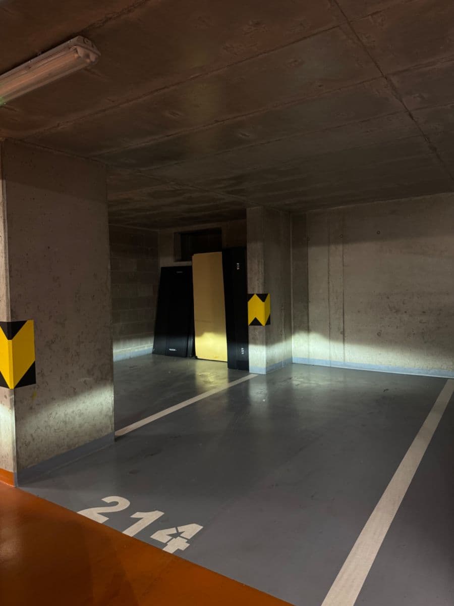 Pronájem bytu 1+kk 44 m², Gollové, Praha, Praha Pronájem bytu 1+kk 44 m², Gollové, Praha, Praha
