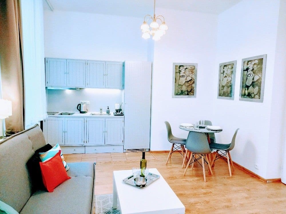 Pronájem bytu 2+kk 40 m², Mojmírova, Praha, Praha Pronájem bytu 2+kk 40 m², Mojmírova, Praha, Praha