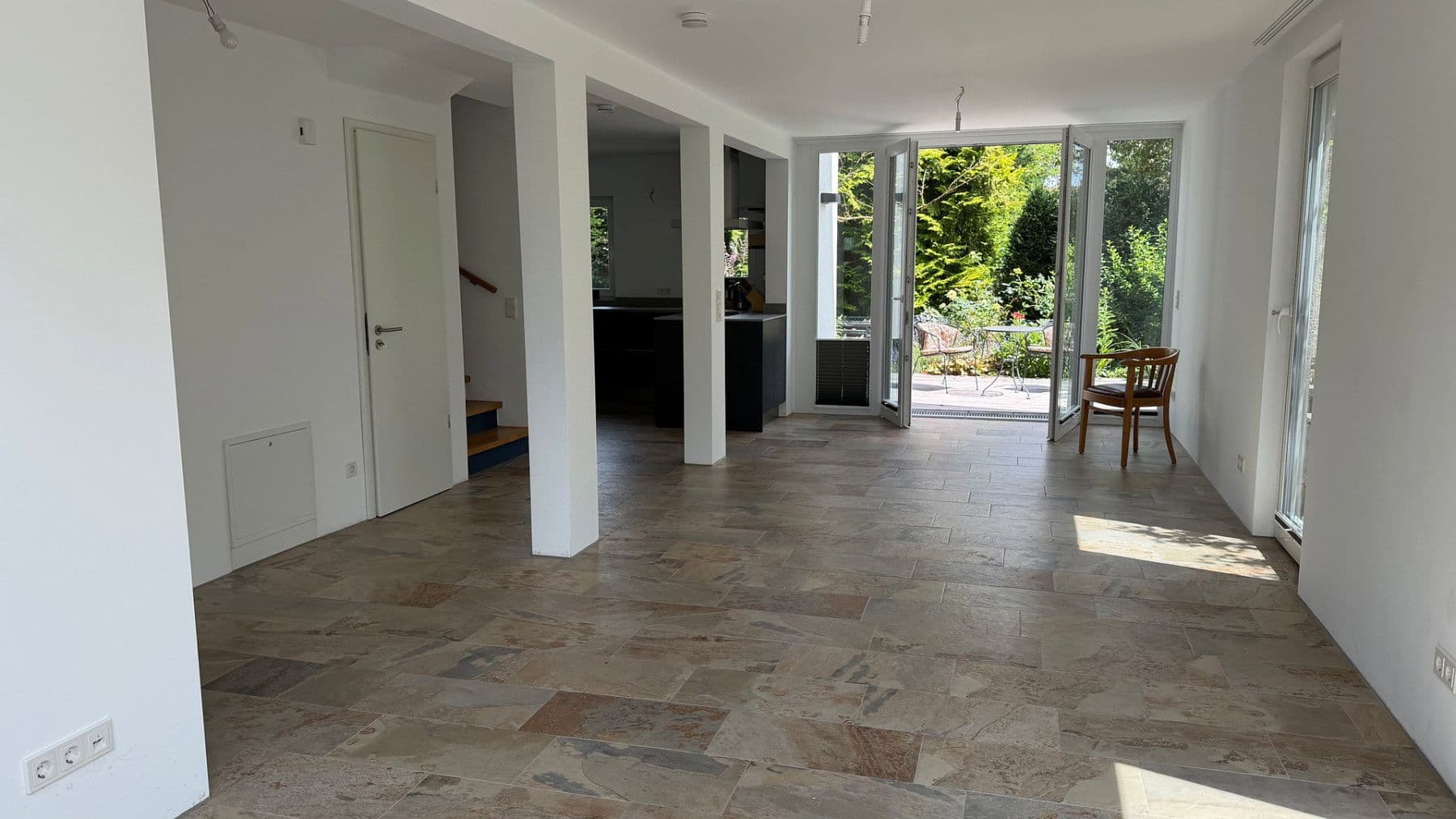 Prodej domu 143 m², pozemek 298 m², Göttingen, Dolní Sasko Prodej domu 143 m², pozemek 298 m², Göttingen, Dolní Sasko