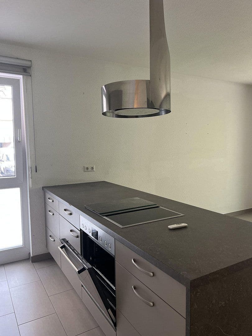 Prodej bytu 3+kk 92 m², Cäcilienstrasse 52, Heilbronn, Bádensko-Württembersko Prodej bytu 3+kk 92 m², Cäcilienstrasse 52, Heilbronn, Bádensko-Württembersko