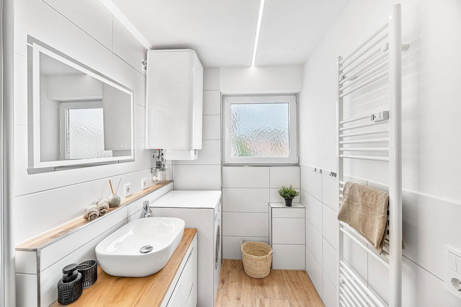 Prodej bytu 3+1 75 m², Leonberg, Bádensko-Württembersko Prodej bytu 3+1 75 m², Leonberg, Bádensko-Württembersko