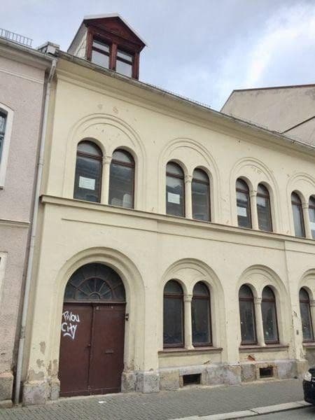Prodej domu 280 m², pozemek 250 m², Dr.Friedrich.Str.2, Oelsnitz/Vogtland, Sasko Prodej domu 280 m², pozemek 250 m², Dr.Friedrich.Str.2, Oelsnitz/Vogtland, Sasko