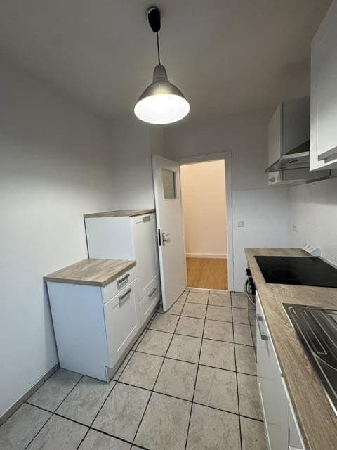 Pronájem bytu 3+1 64 m², Wunstorfer Landstr 56 A, Hannover, Dolní Sasko Pronájem bytu 3+1 64 m², Wunstorfer Landstr 56 A, Hannover, Dolní Sasko
